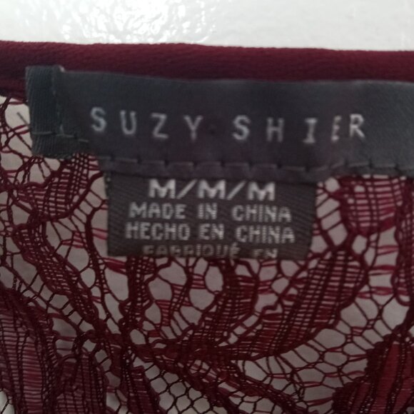 Lace top. - Picture 2 of 3